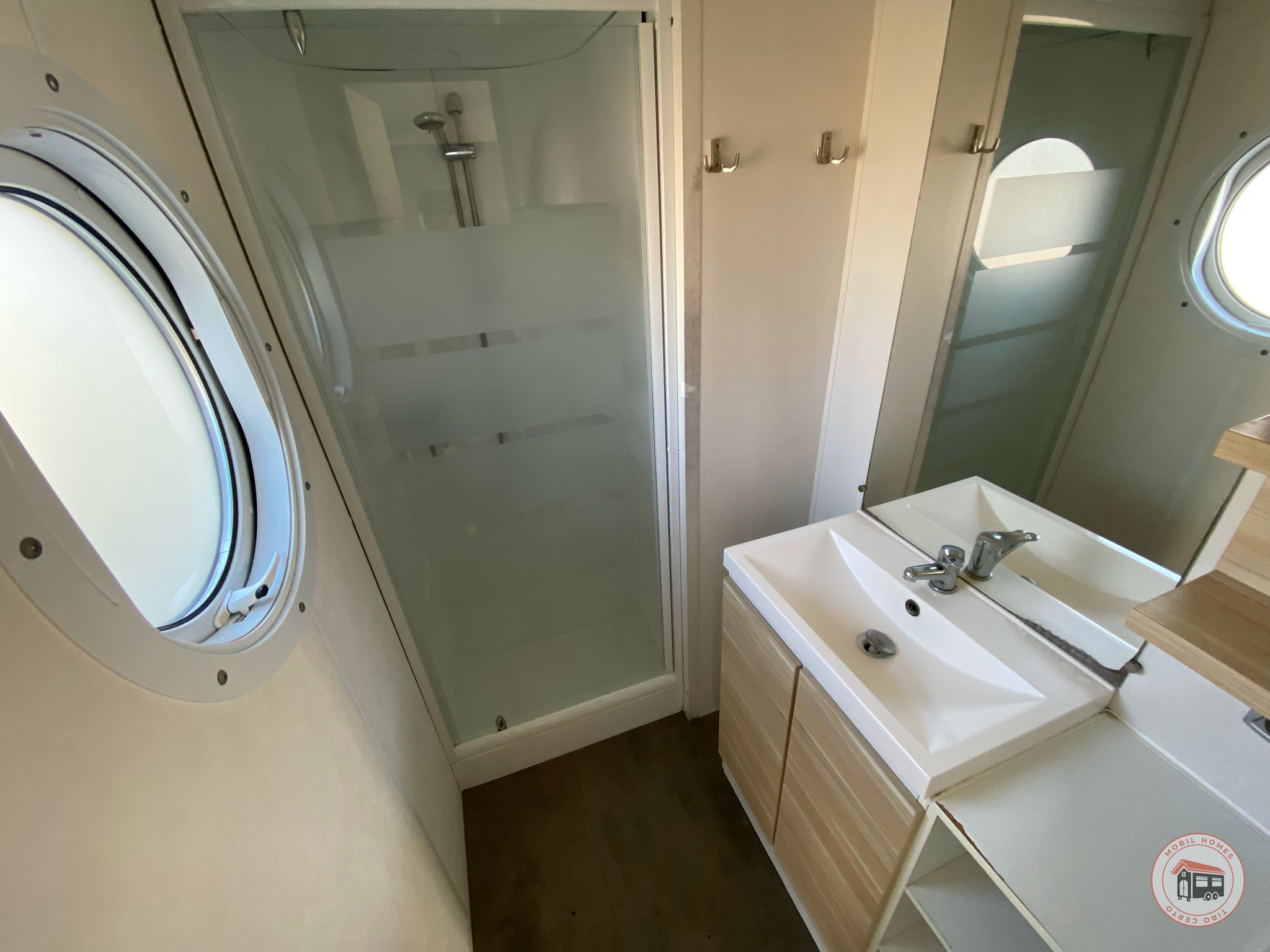 477792372_122155360796344182_865030004959556880_n